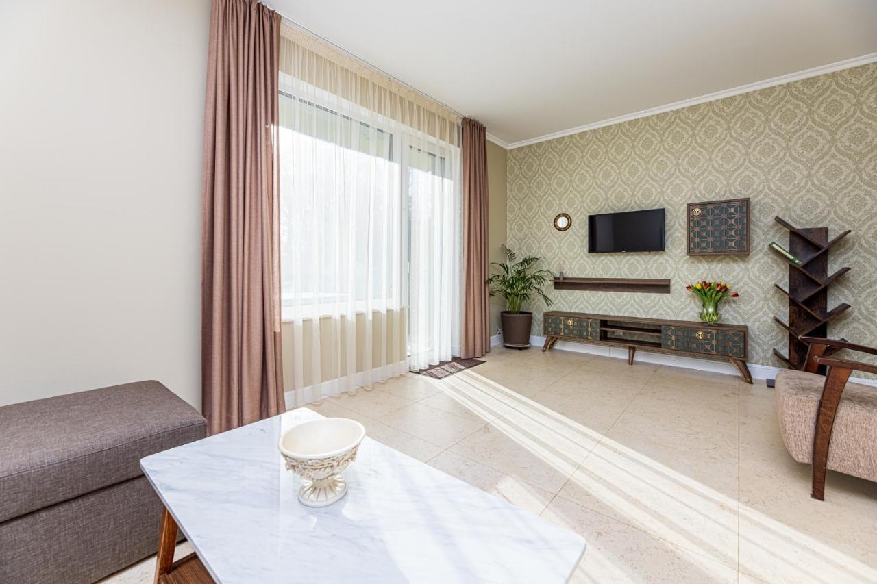 Sakura_Inn Паланга Экстерьер фото