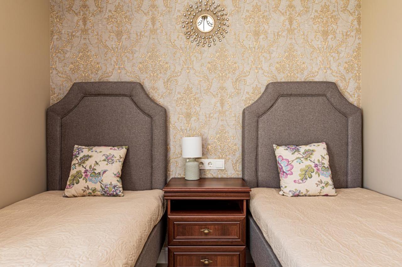 Sakura_Inn Паланга Экстерьер фото